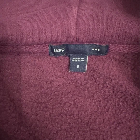 GAP Arch Logo Heavyweight zip Hoodie - Picture 5 of 8